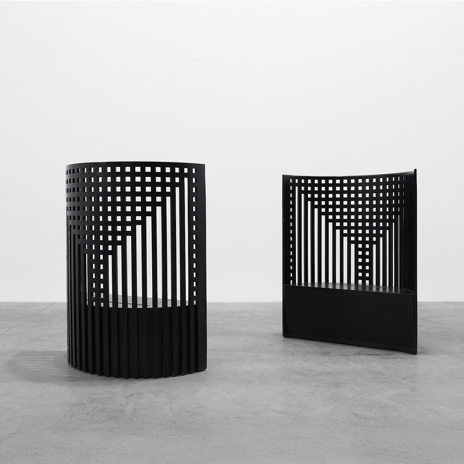 Pair of black Mackintosh Willow chairs by Atelier International, Italy 1980s-img